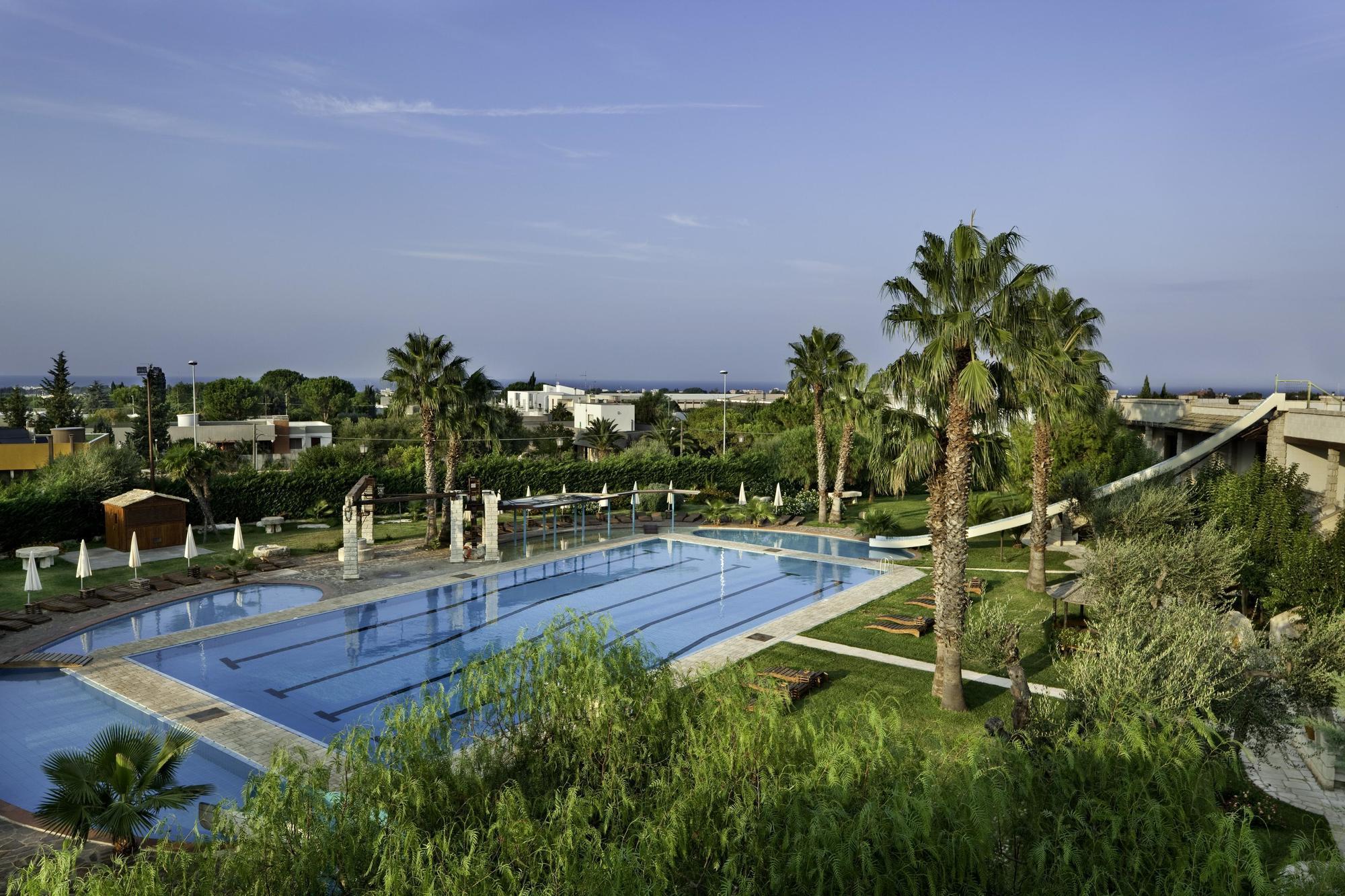 UNAHOTELS Regina Bari Torre A Mare Esterno foto