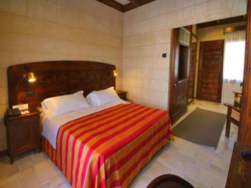 UNAHOTELS Regina Bari Torre A Mare Esterno foto